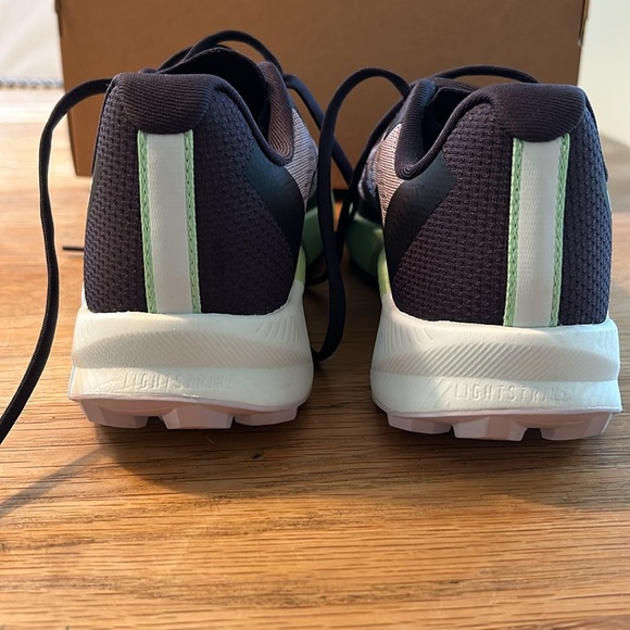 Women’s adidas Terrex Agravic Flow trail running shoes 7 - Picture 4 of 10